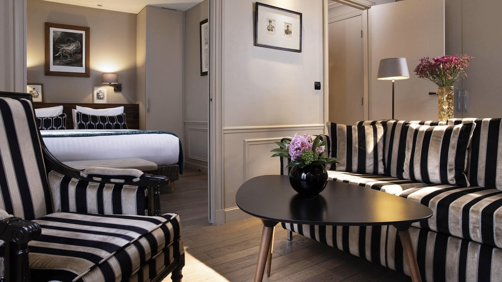 Hotel & Spa La Belle Juliette black and white bedroom at one of the best luxury boutique hotels in Paris