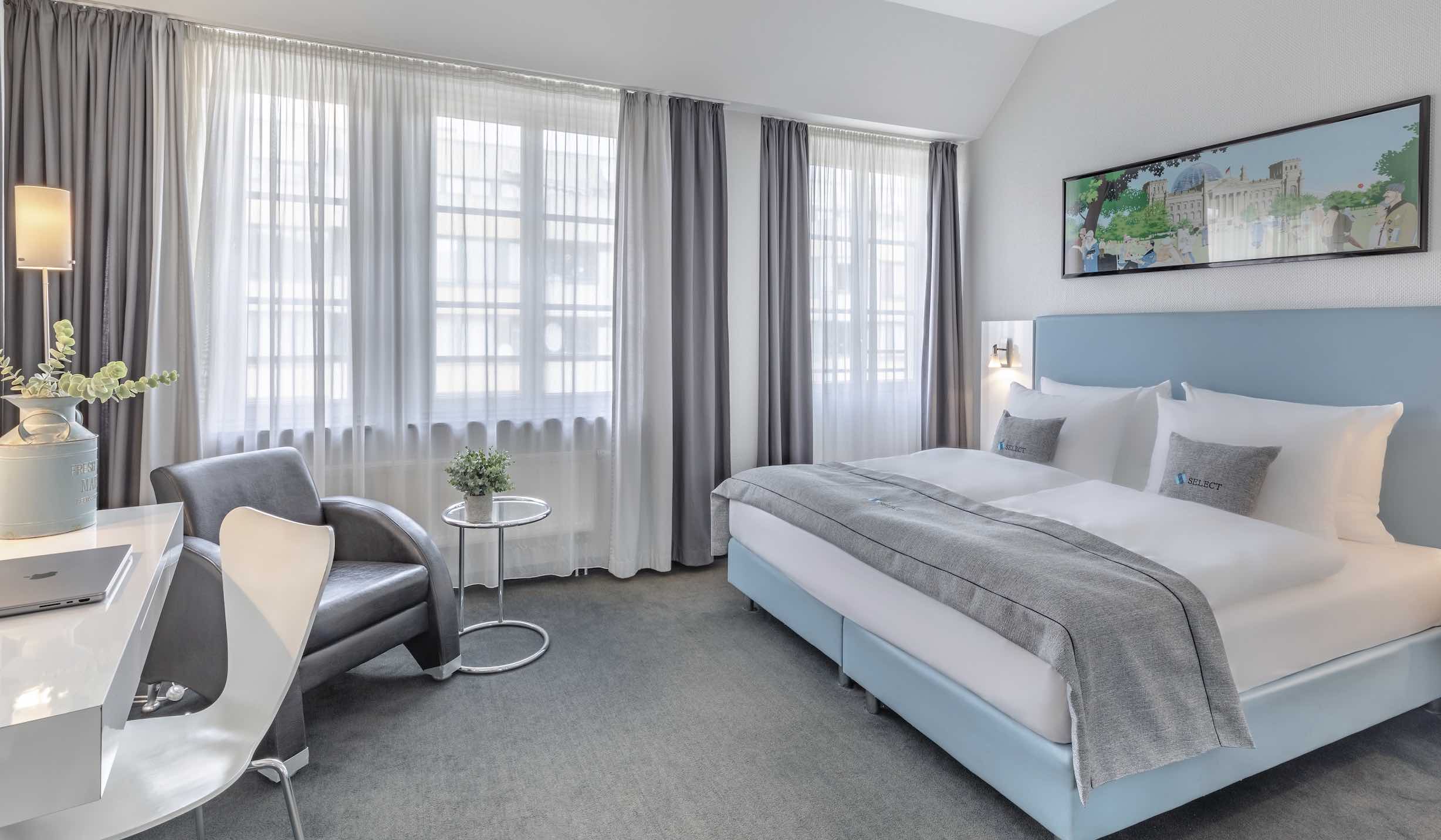 Superior Double Room at Select Hotel Checkpoint_Charlie one of the best luxury design hotels in Berlin