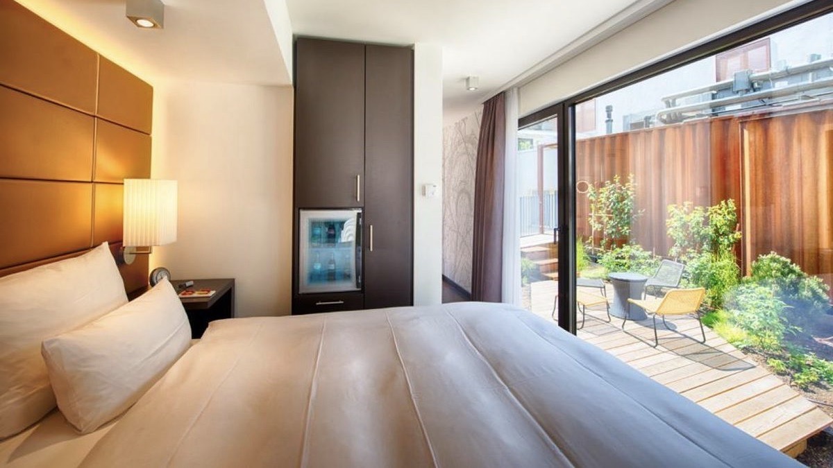 i31-hotel-berlin-mitte-comfort-container best luxury design hotels in Berlin