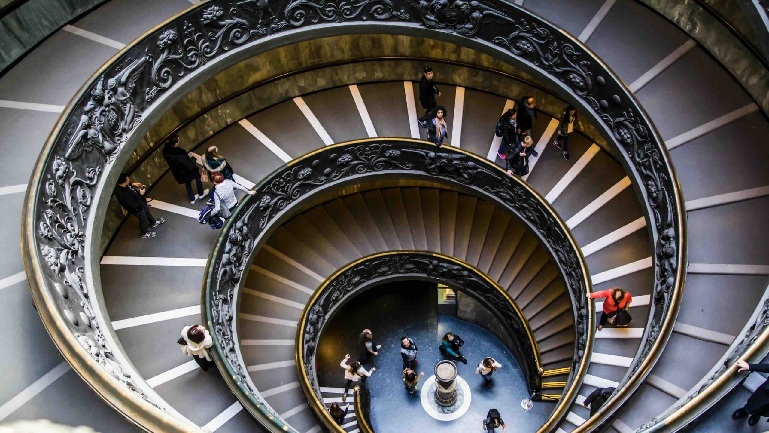 Voicu Horațiu -Unsplash -Bramante Staircase Vatican Museums Tour