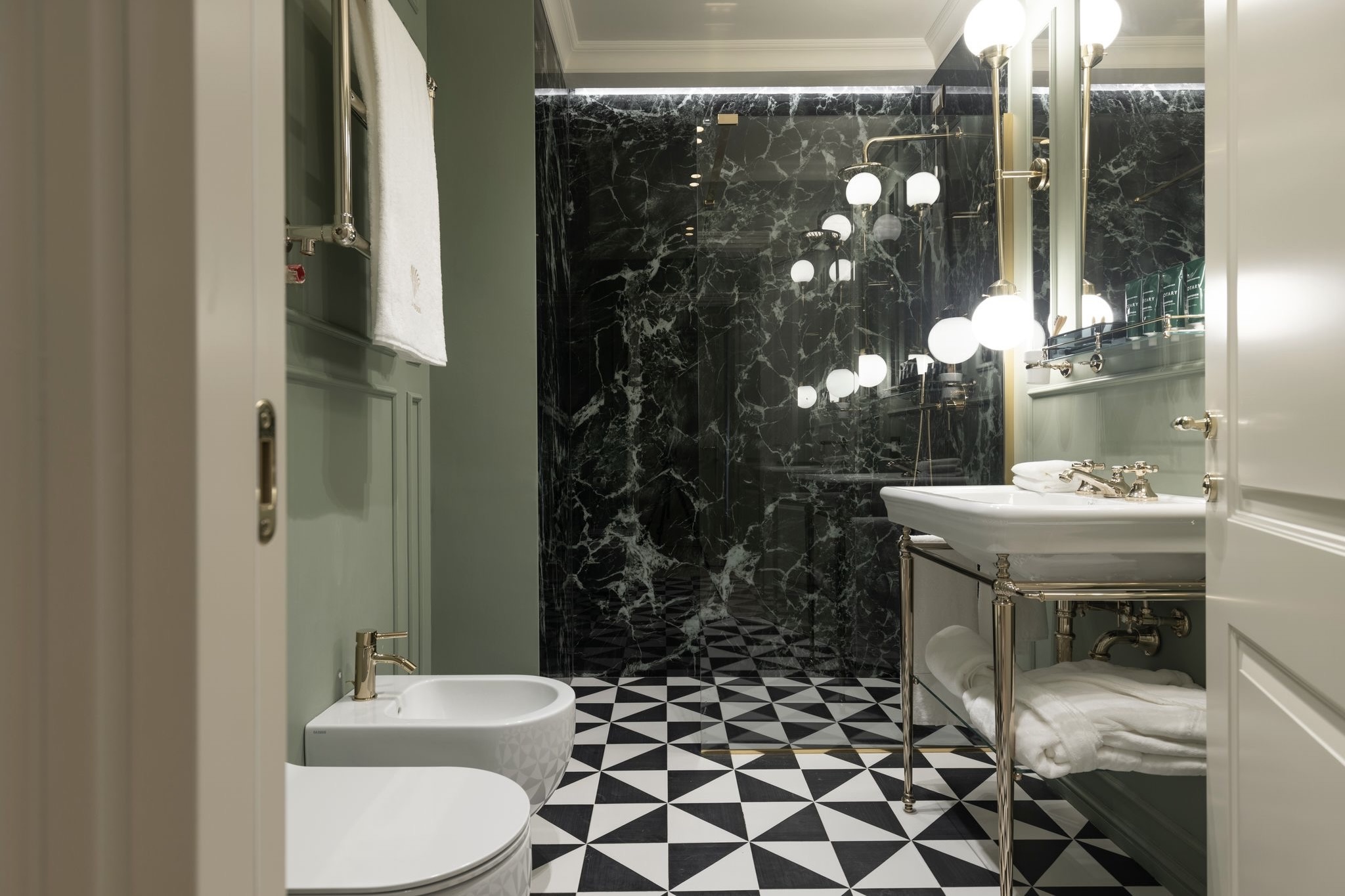 Bathroom at Hotel La Gemma