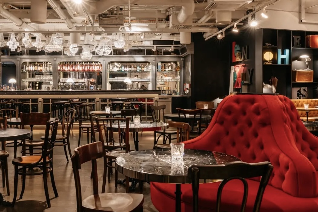 The bar at the Ruby Lissi is a highlight of a stay in this unique Vienna hotel (Photo courtesy Ruby Lissi Hotel & Bar)