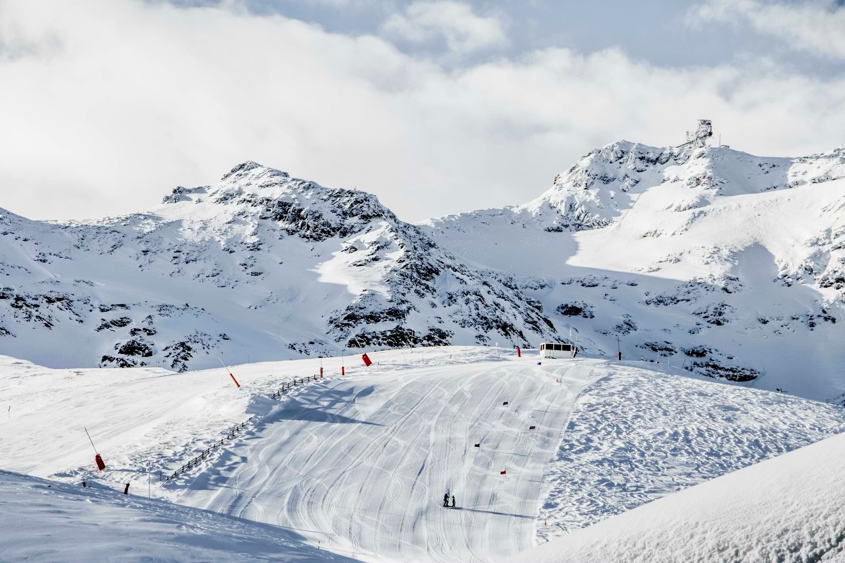 Val Thorens, France ski slopes Photo Joan Oger Unsplash